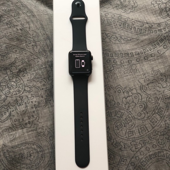 Apple Watch Series 3. Stainless Steel. Cellular main image 4